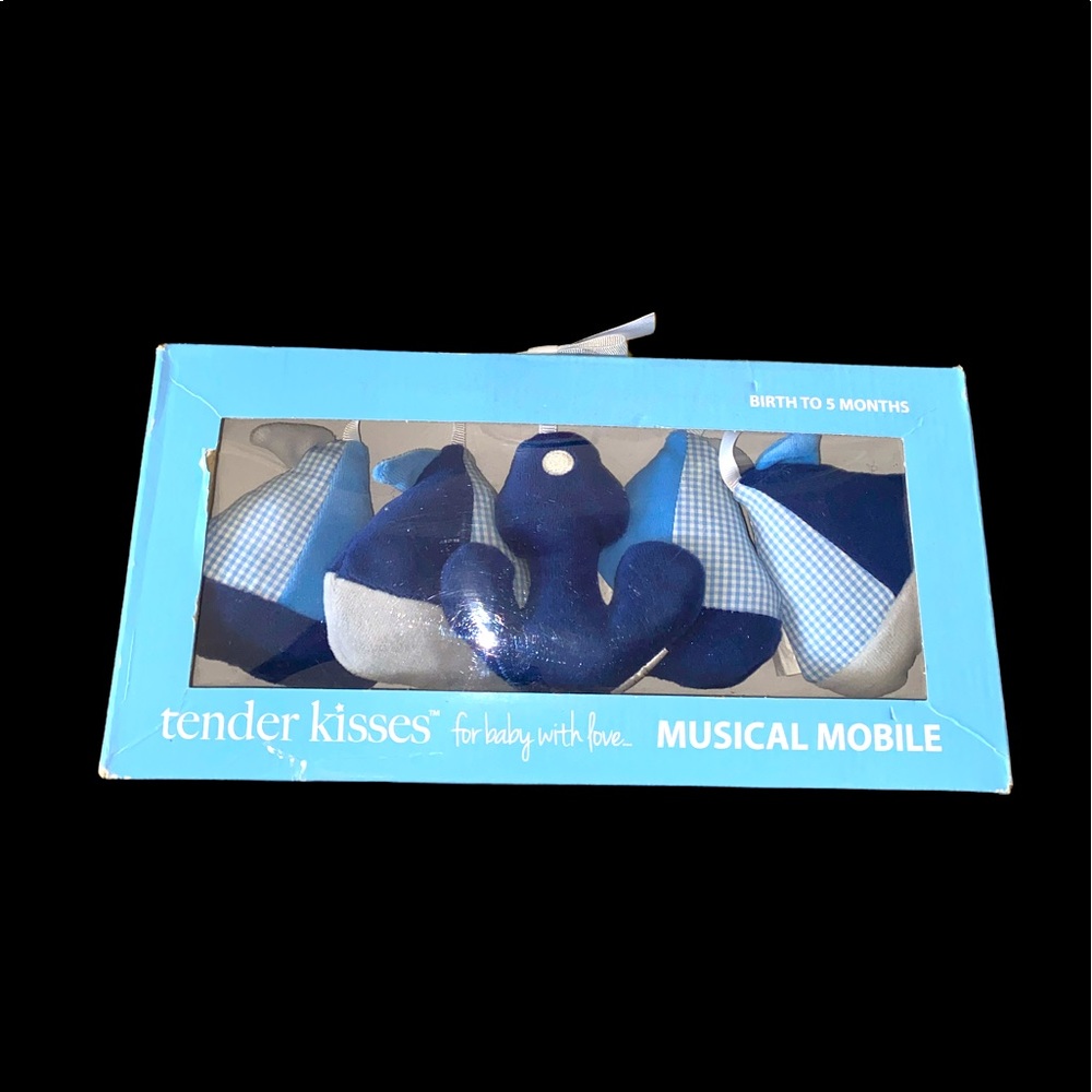 Tender Kisses 😘  Musical Mobile
